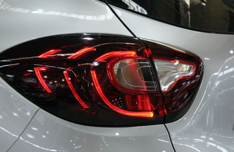 Renault Captur 1.6 16V Sce Life - Foto #10