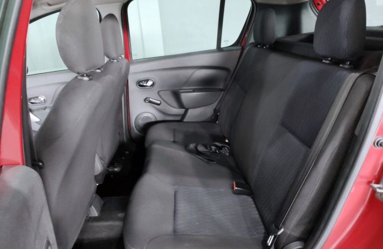 Renault Sandero Expression Easy-r 1.6 16V SCe (Flex) - Foto #8