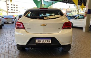Chevrolet Onix 1.0 LT (Flex) - Foto #5