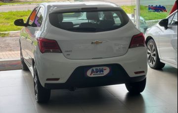 Chevrolet Onix 1.4 LTZ SPE/4 - Foto #6