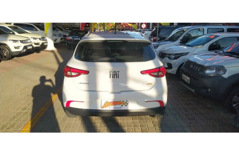 Fiat Argo 1.0 Drive - Foto #5