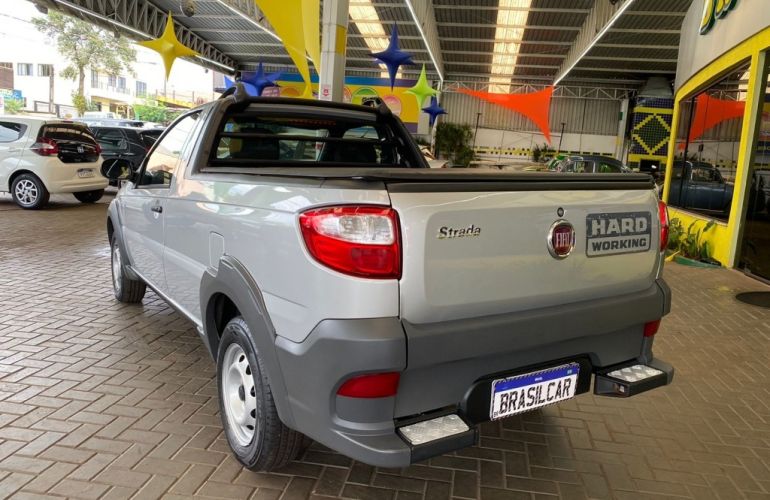 Fiat Strada Hard Working 1.4 (Flex) - Foto #6