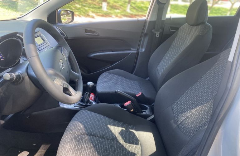 Hyundai HB20 1.0 Comfort - Foto #8