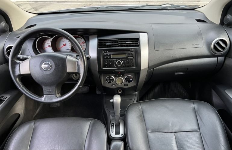 Nissan Livina X-Gear SL 1.8 16V (flex) (aut) - Foto #6