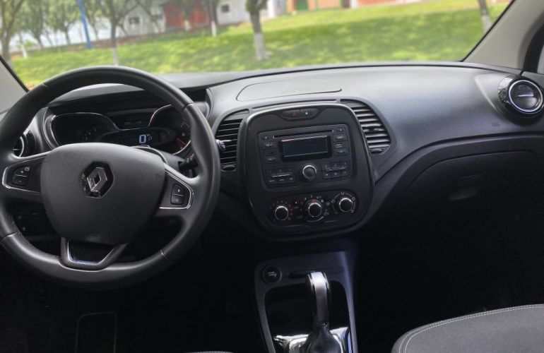Renault Captur 1.6 Life CVT - Foto #7