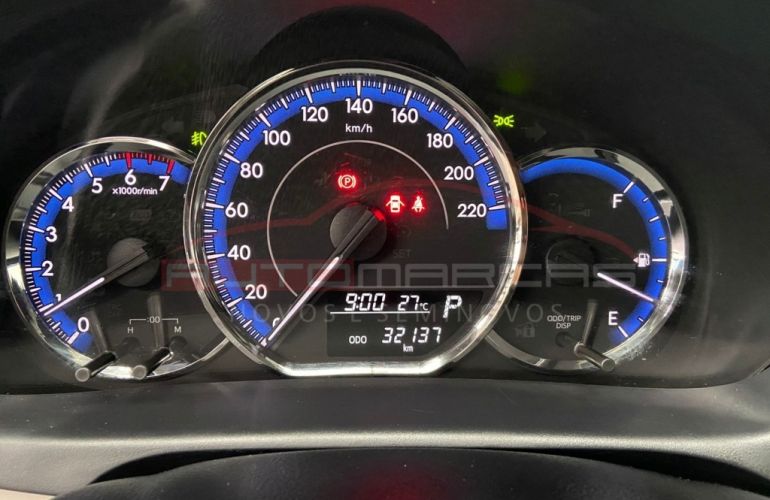 Toyota Yaris 1.3 XL Connect Plus Tech CVT - Foto #8