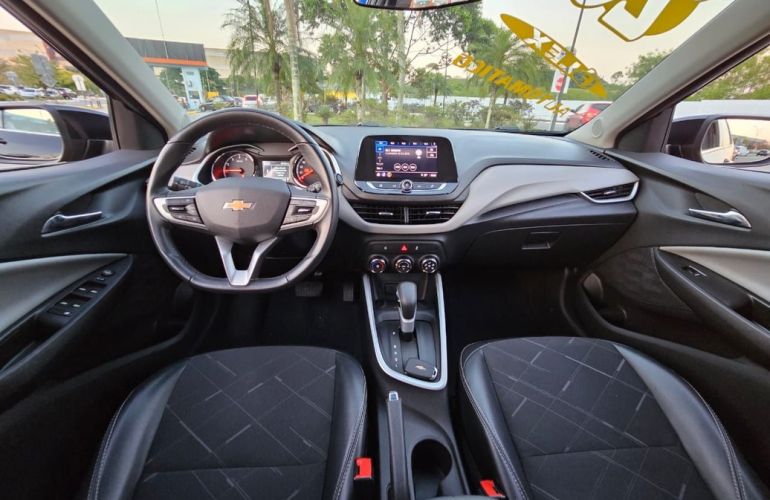 Chevrolet Onix 1.0 Turbo Premier - Foto #2