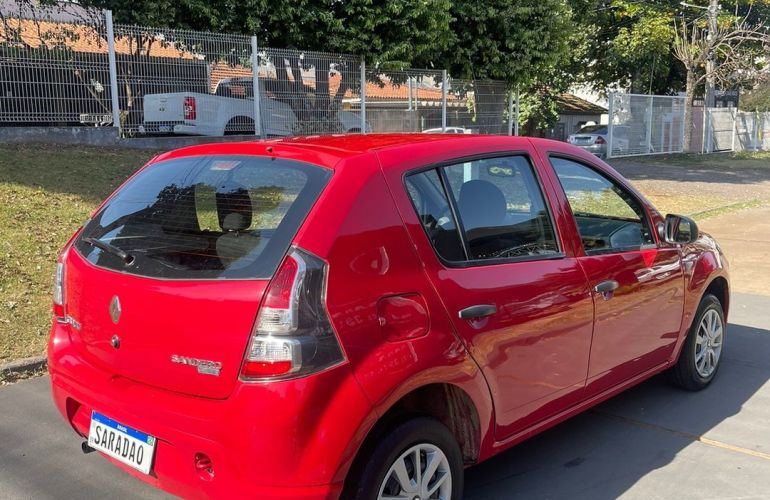 Renault Sandero 1.0 Authentique 16v - Foto #9