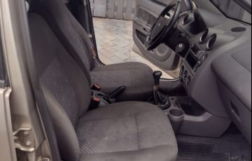 Ford Fiesta Hatch 1.6 (Flex) - Foto #3