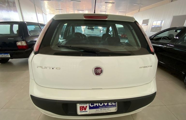 Fiat Punto Attractive 1.4 (Flex) - Foto #4