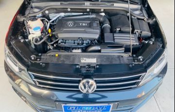 Volkswagen Jetta 2.0 TSI Highline DSG - Foto #5