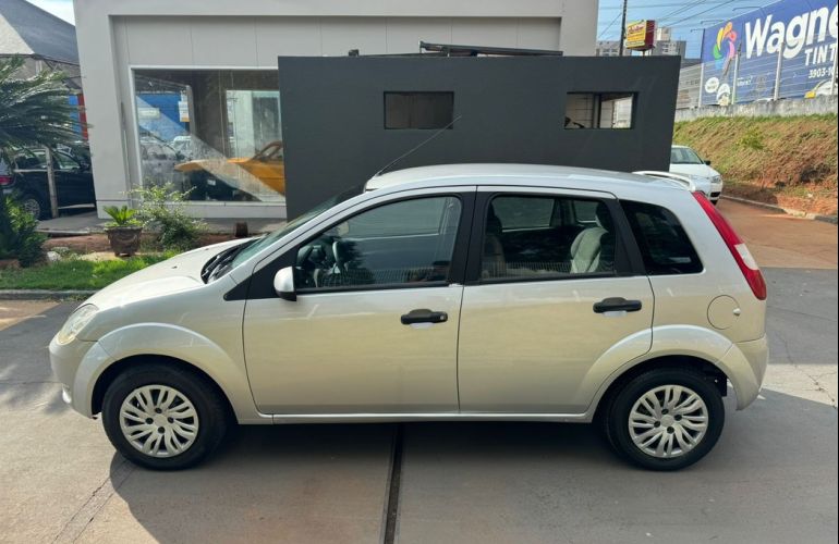 Ford Fiesta 1.0 MPi 8v - Foto #5