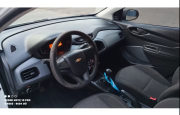Chevrolet Onix 1.0 Joy SPE/4 - Foto #9