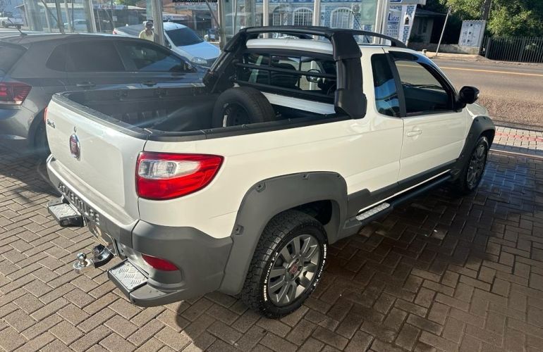 Fiat Strada Adventure 1.8 16V (Flex) (Cabine Estendida) - Foto #8