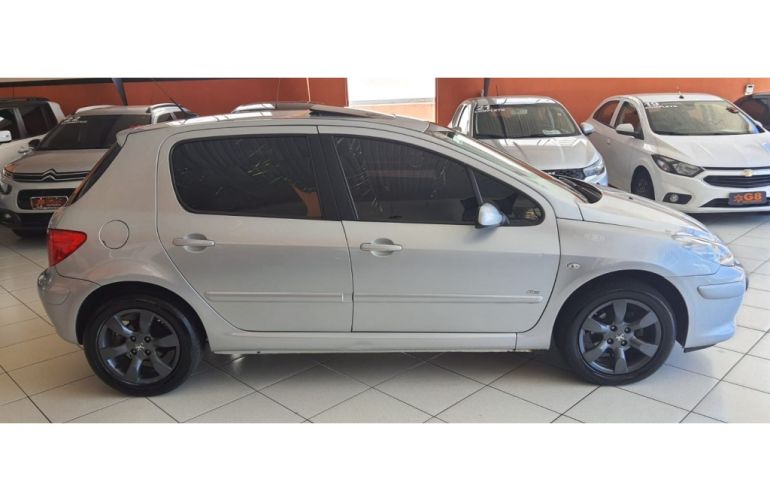 Peugeot 307 Hatch. Presence Pack 1.6 16V (flex) - Foto #4