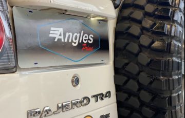 Mitsubishi Pajero Tr4 2.0 4x4 16V 140cv - Foto #8