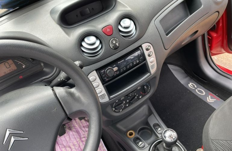 Citroën C3 GLX 1.4 8V (flex) - Foto #6