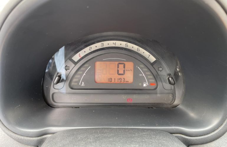 Citroën C3 GLX 1.4 8V (flex) - Foto #10