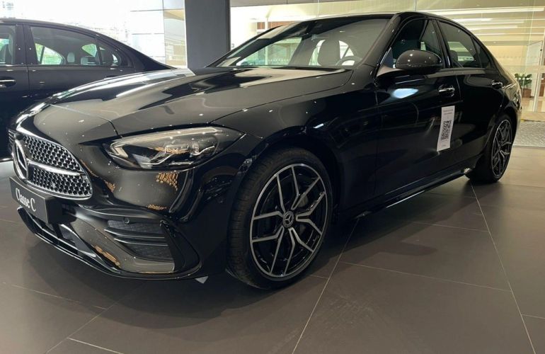 Mercedes-Benz C 300 2.0 Eq Boost Amg Line - Foto #2
