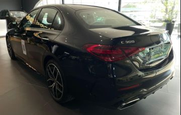 Mercedes-Benz C 300 2.0 Eq Boost Amg Line - Foto #3