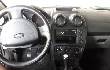 Ford Fiesta Hatch 1.0 (Flex) - Foto #1