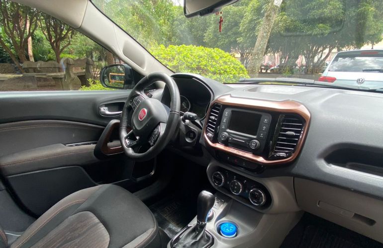 Fiat Toro Volcano 2.0 diesel AT9 4x4 - Foto #1