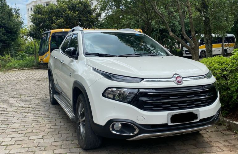 Fiat Toro Volcano 2.0 diesel AT9 4x4 - Foto #2