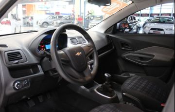 Chevrolet Cobalt 1.4 MPFi LT 8v - Foto #4