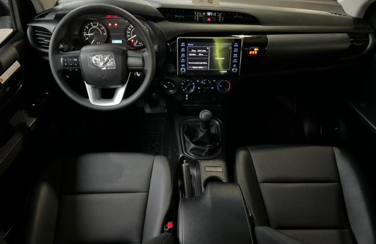 Toyota Hilux 2.8 D-4d Turbo CD Power Pack 4x4 - Foto #7