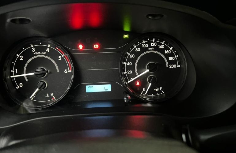 Toyota Hilux 2.8 D-4d Turbo CD Power Pack 4x4 - Foto #8
