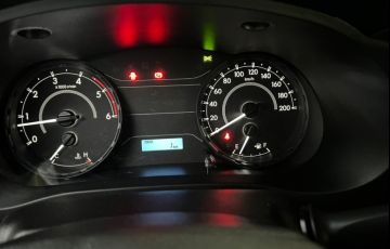 Toyota Hilux 2.8 D-4d Turbo CD Power Pack 4x4 - Foto #8