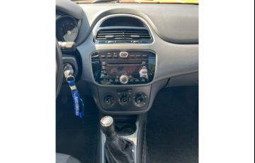 Fiat Punto Essence 1.6 16V (Flex) - Foto #10