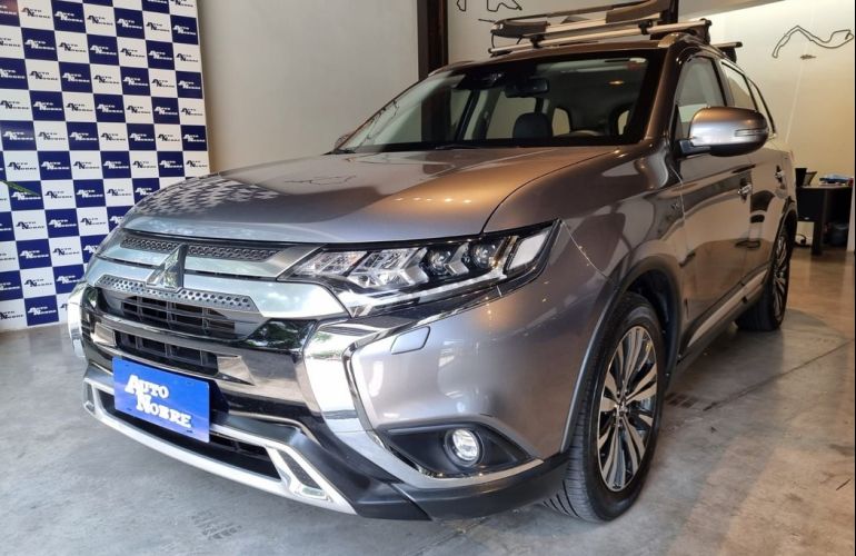 Mitsubishi Outlander 3.0 Mivec V6 Hpe-s Awd - Foto #3