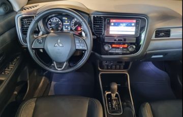 Mitsubishi Outlander 3.0 Mivec V6 Hpe-s Awd - Foto #5