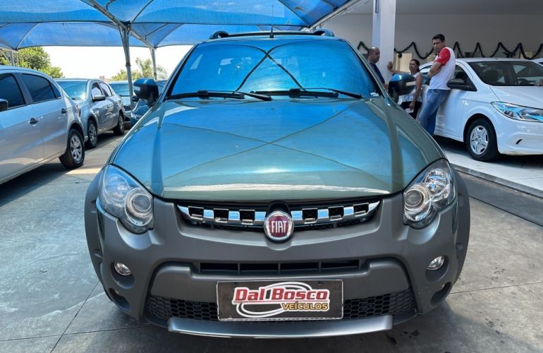 Fiat Strada Adventure 1.8 16V (Flex) (Cabine Estendida) - Foto #2