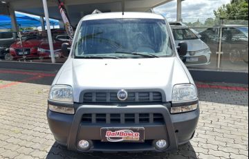 Fiat Doblò Adventure 1.8 8V - Foto #2