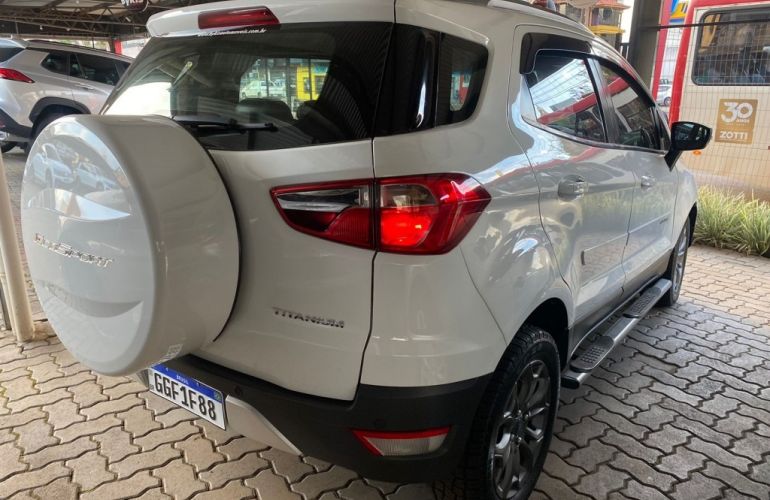 Ford Ecosport Freestyle 1.6 16V (Flex) - Foto #2