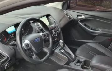 Ford Focus Sedan Titanium 2.0 16V PowerShift - Foto #4