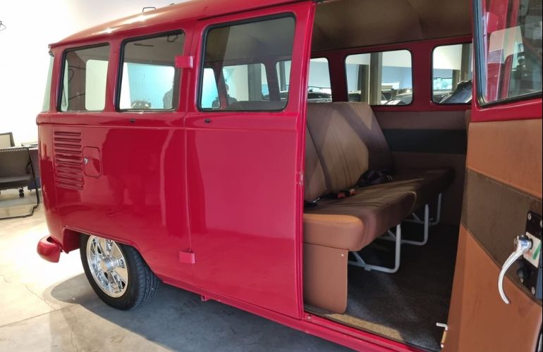 Volkswagen Kombi 1.5 Luxo 8v - Foto #10