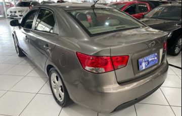 Kia Cerato 1.6 Ex3 Sedan 16v - Foto #4