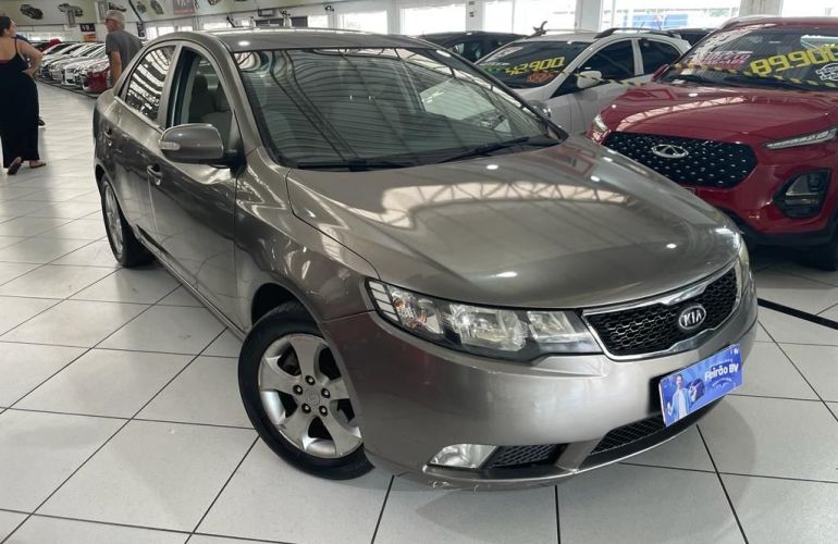 Kia Cerato 1.6 Ex3 Sedan 16v - Foto #5