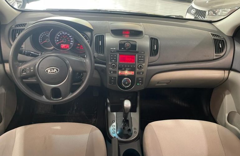 Kia Cerato 1.6 Ex3 Sedan 16v - Foto #7