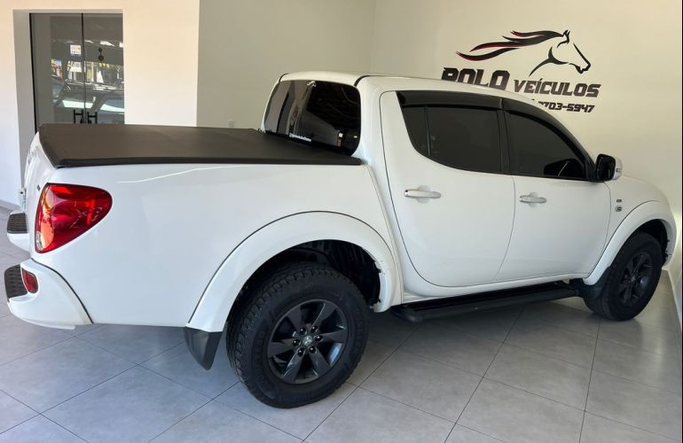 Mitsubishi L200 Triton 3.2 Hpe 4x4 CD 16V Turbo Intercooler - Foto #4