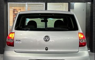 Volkswagen Fox 1.0 8V (Flex) - Foto #2
