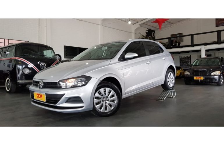 Volkswagen Polo 1.0 - Foto #3