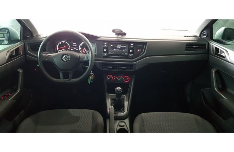 Volkswagen Polo 1.0 - Foto #10