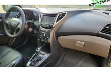 Hyundai Hb20s 1.6 Style 16V Flex 4p Automático - Foto #9