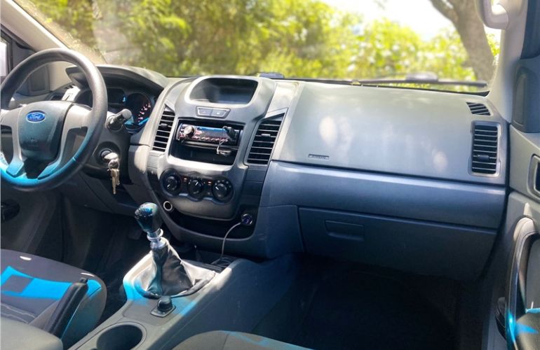 Ford Ranger 2.2 Xl 4x4 CD 16V Diesel 4p Manual - Foto #4