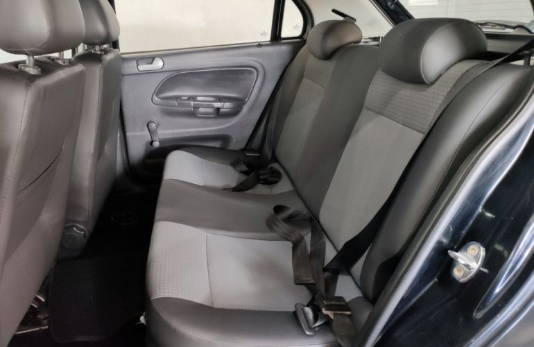 Volkswagen Gol 1.0 - Foto #8
