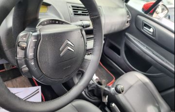 Citroën C4 GLX Competition 1.6 16V (Flex) - Foto #5